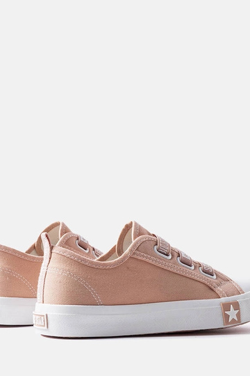 Roosad laste spordijalatsid... 2