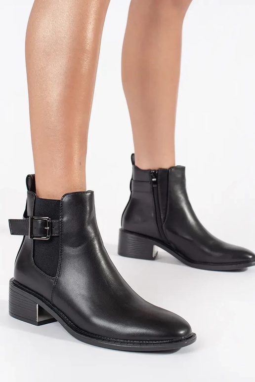 Klassikalised triibuga musta värvi... Klassikalised triibuga musta värvi...