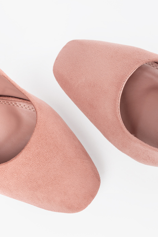 Sügisene kõrge kontsaga kingad