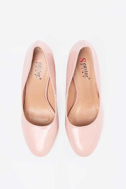 Roosa värvi lakitud kõrged kontsad