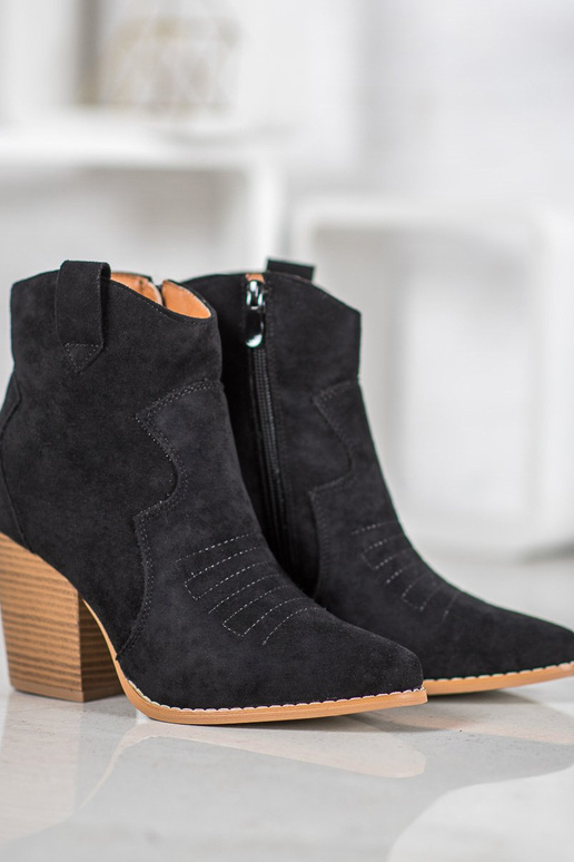 Cowboy stiili saapad kõrge kontsaga