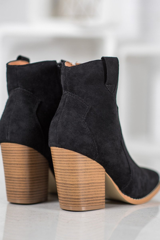 Cowboy stiili saapad kõrge kontsaga