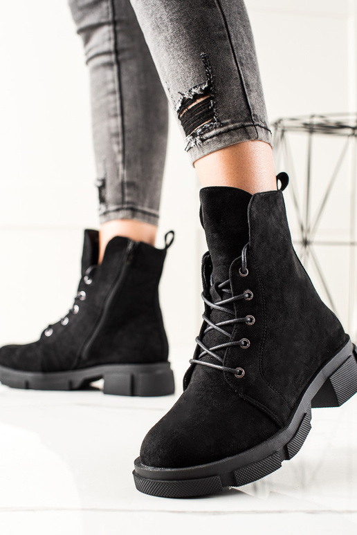 seemisnakhsed saapad