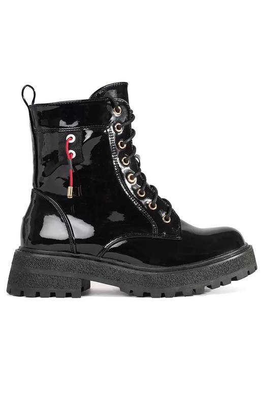 Mustad nööridega lakitud kingad Mustad nööridega lakitud kingad