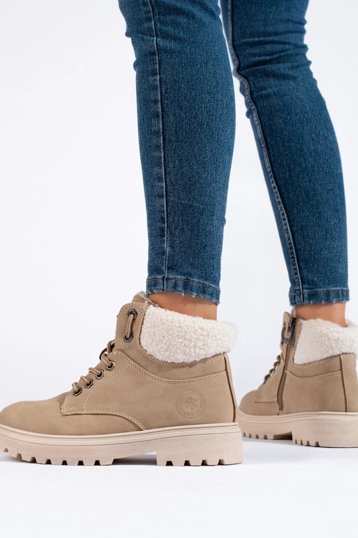 Liivavärviga ökoloogilisest nahast... Liivavärviga ökoloogilisest nahast...