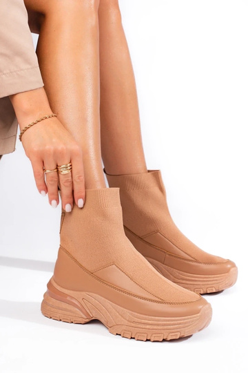 Sportliku stiiliga naiste... 2