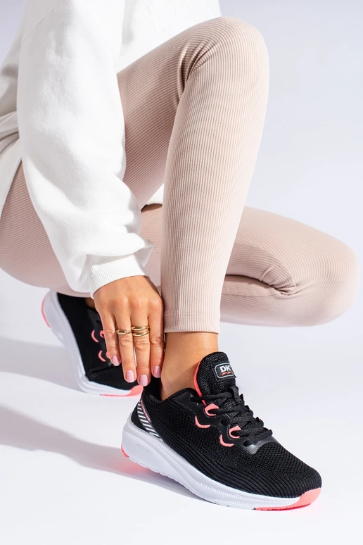 Spordistiilis kingad DK