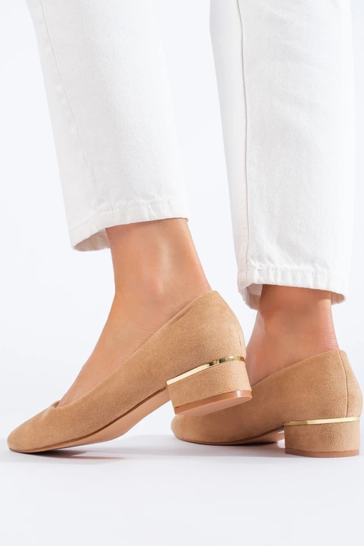 Klassikalise mudeli poolsaapad...