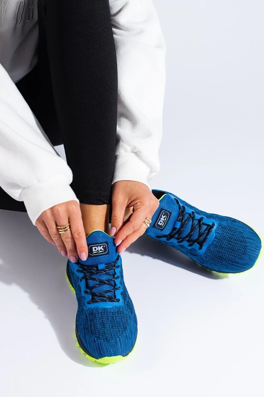 Tossud mudeli kingad DK