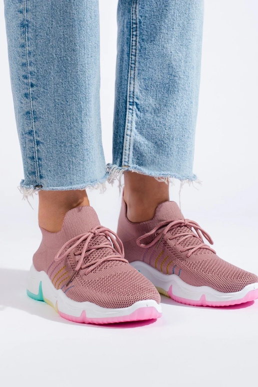 Spordistiilis kingad  Shelovet