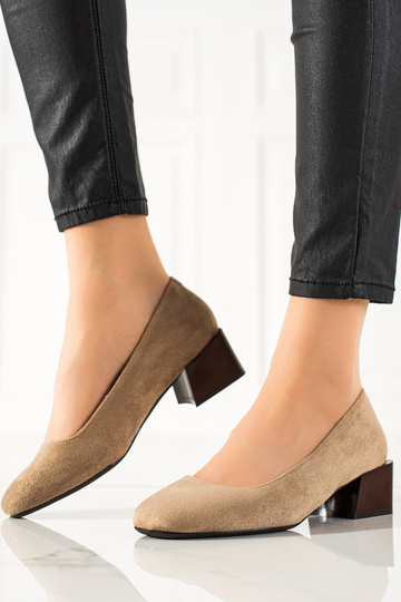 Liivavärviga Sergio Leone... 2