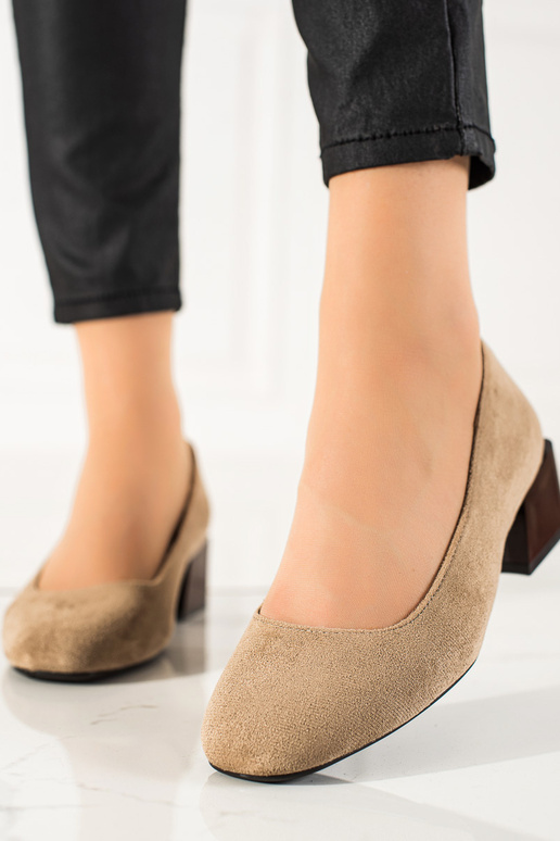 Liivavärviga Sergio Leone stiilsed...