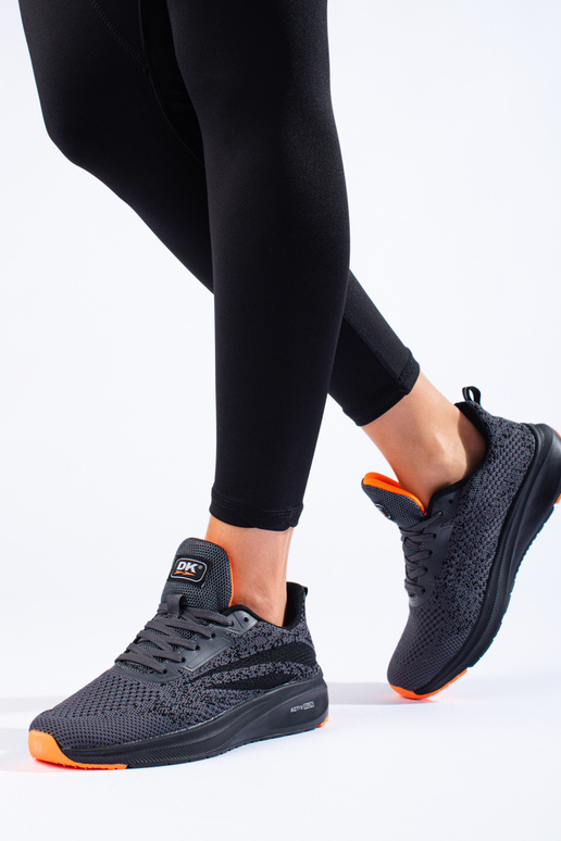 Spordistiilis kingad  DK halli värvi