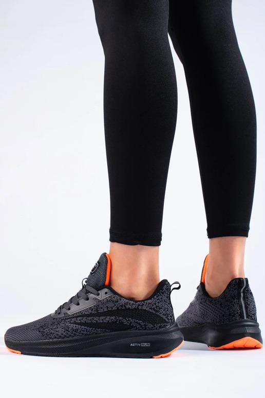 Spordistiilis kingad  DK halli värvi