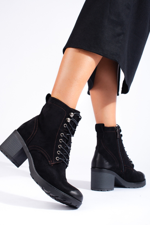 nööritavad naiste saapad kõrgetel... nööritavad naiste saapad kõrgetel...