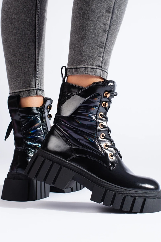 Pealiste saapad paksul tallal Msuud Pealiste saapad paksul tallal Msuud