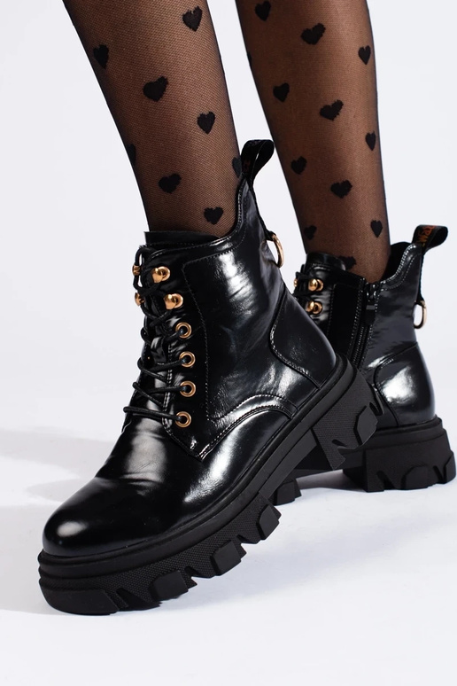 Laque naiste saapad paksul tallal