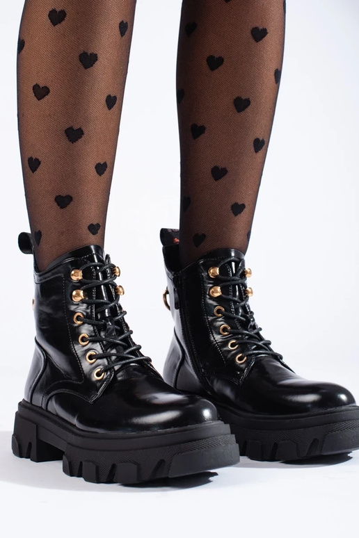 Laque naiste saapad paksul tallal