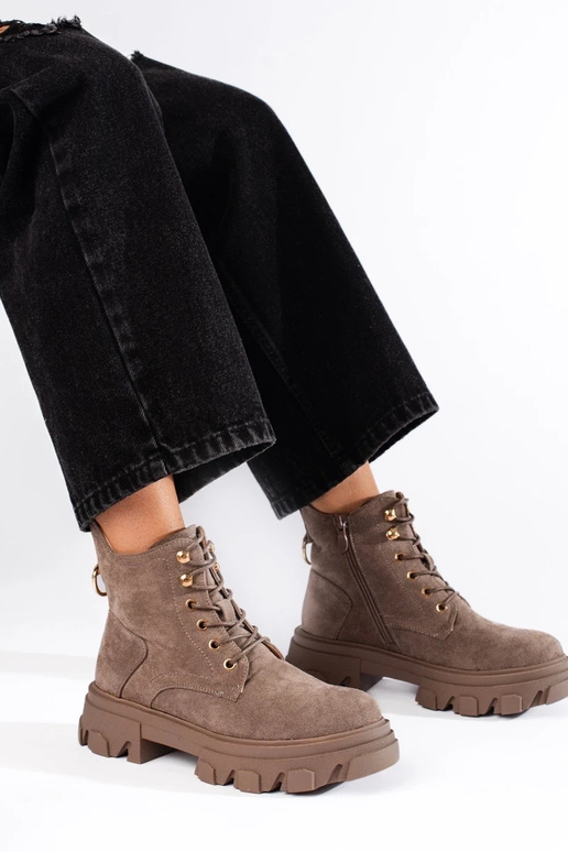 seemisnakhsed naiste saapad paksul...