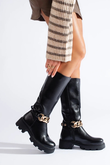 Pealiste pika säärega... 2