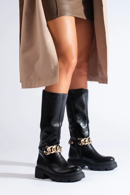 Pealiste pika säärega saapad koos... Pealiste pika säärega saapad koos...