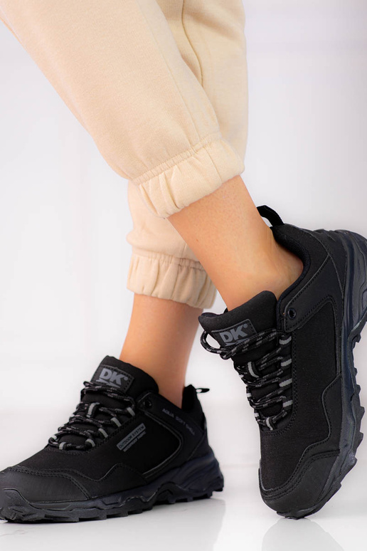 Mustad veekindlad matkasaapad DK Mustad veekindlad matkasaapad DK