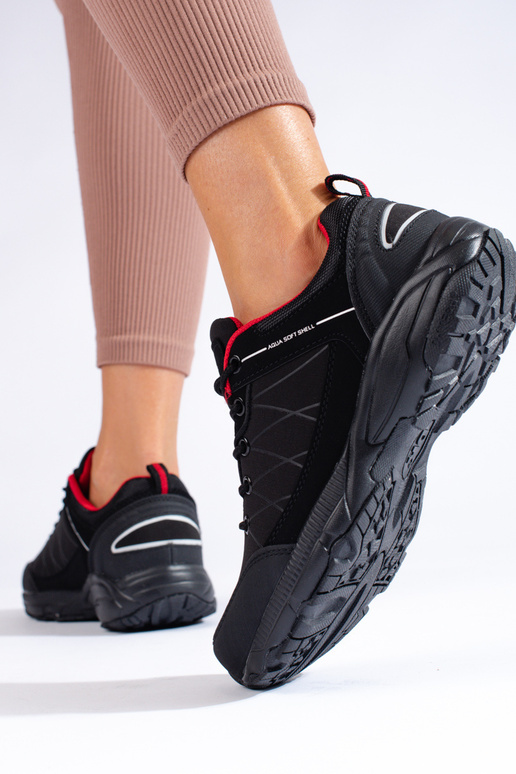 Mustad ja punased veekindlad...