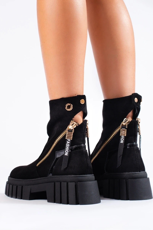 Pealiste poolsaapad platvormiga... Pealiste poolsaapad platvormiga...