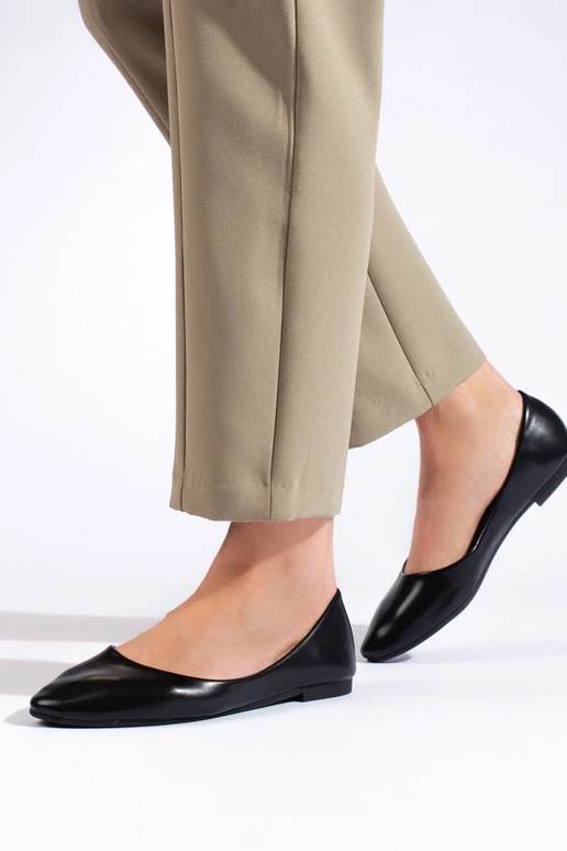 Klassikalise mudeli Mustad baleriinad Klassikalise mudeli Mustad baleriinad