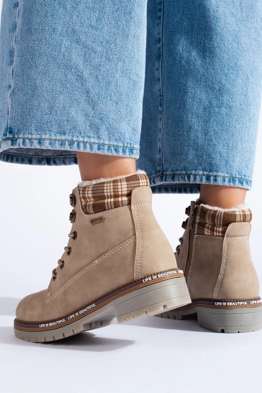 jalanõud naiste omad beeži värvi...