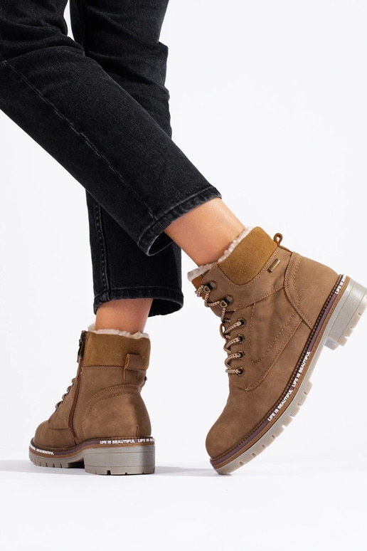 pruunid värvi naiste kingad