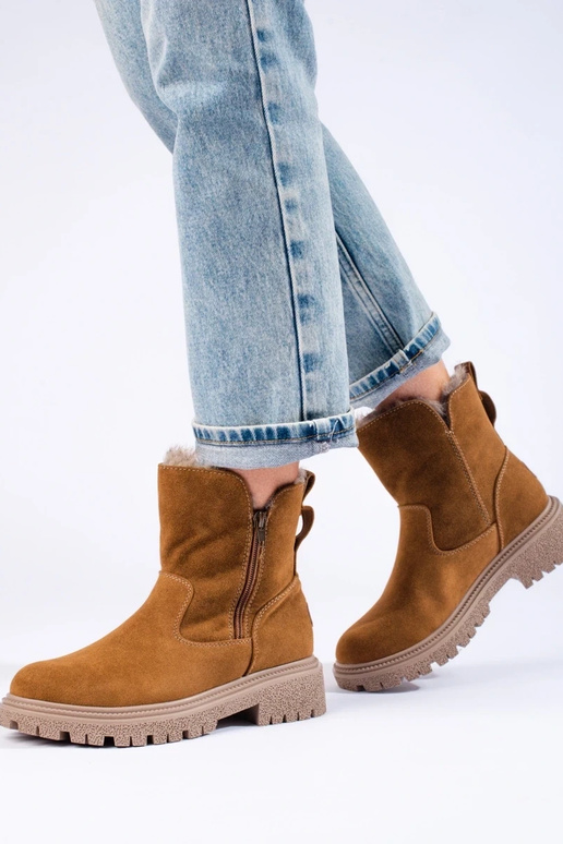 Pealiste poolsaapad isoleeritud...