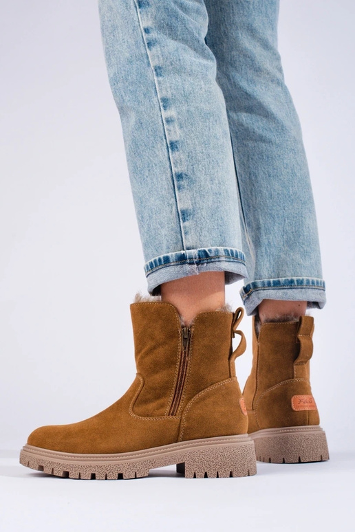 Pealiste poolsaapad isoleeritud...