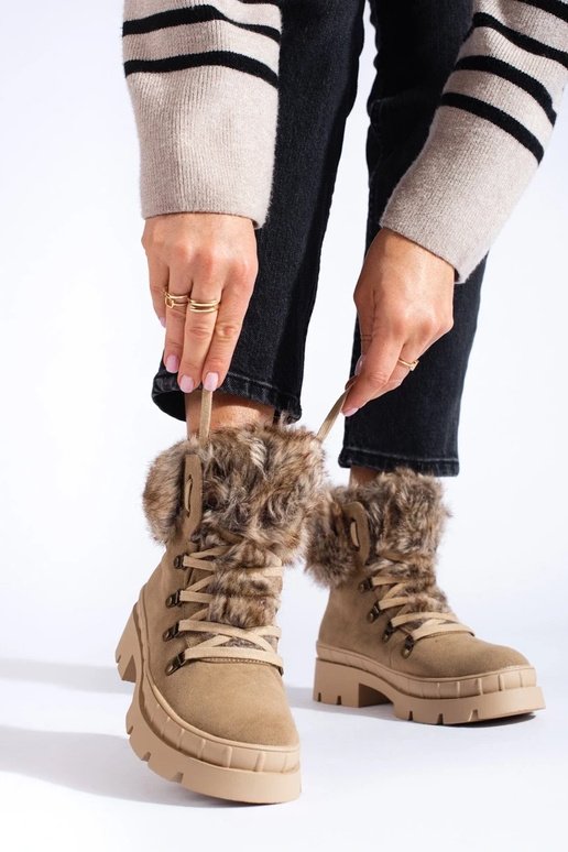 jalanõud naiste omad karusnahaga...