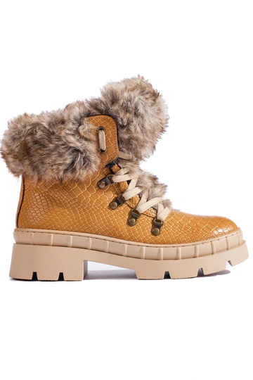 jalanõud naiste omad...