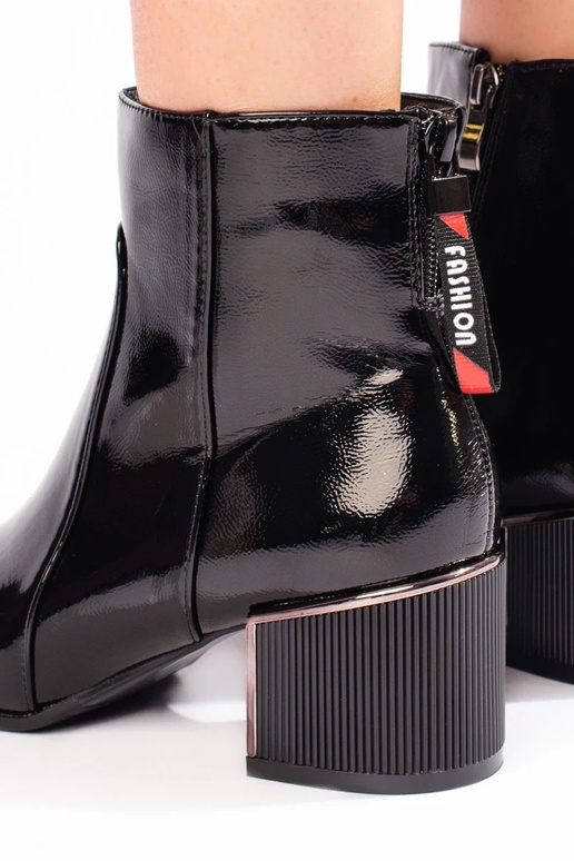 Laque naiste saapad Msuud