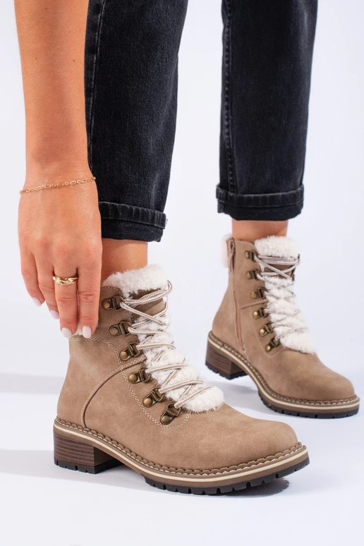 jalanõud naiste omad karusnahaga...