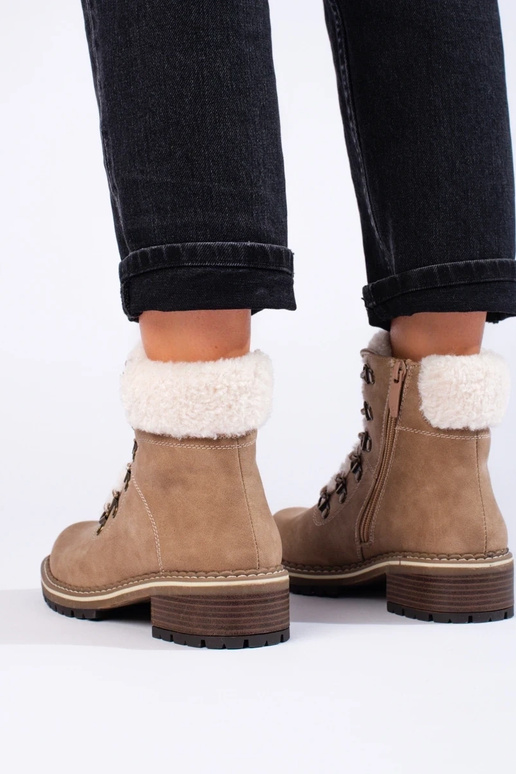 jalanõud naiste omad karusnahaga...