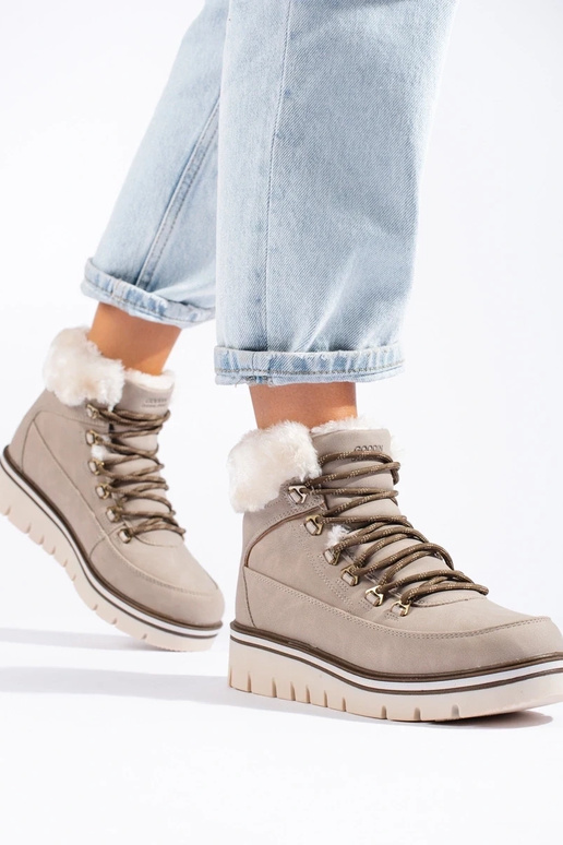 saapad naiste omad platvormiga beeži...