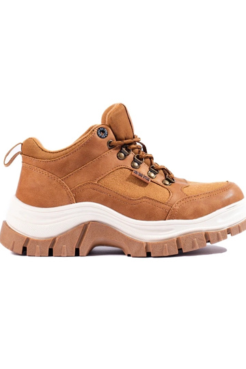 jalanõud pruunid värvi...