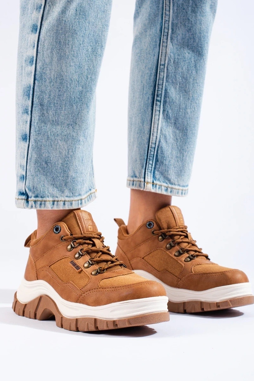 jalanõud pruunid värvi naiste omad...