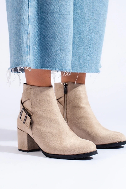 seemisnakhsed poolsaapad naiste omad... seemisnakhsed poolsaapad naiste omad...