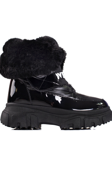 nööpidega lumesaapad...