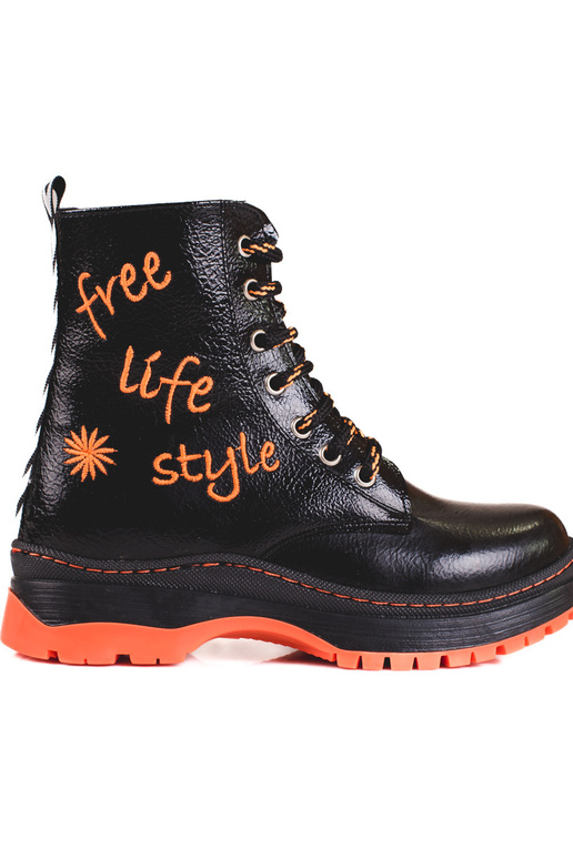 Pealiste poolsaapad tütrükkimineulik...