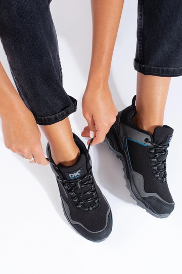 Sellel ontkajalatsid DK... 2