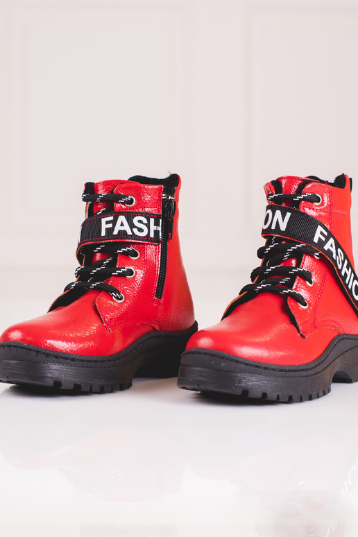 Pealiste poolsaapad tütrükkimineulik...