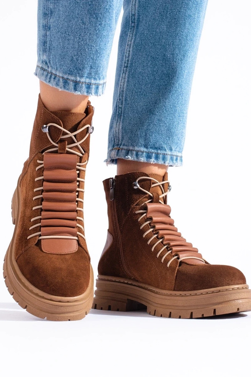 pruunid värvi lumesaapad valmistatud...