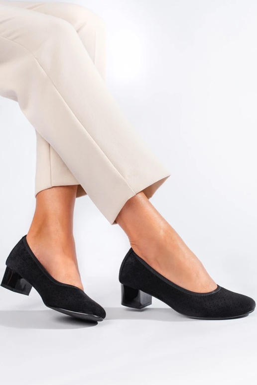 poolsaapad Mustad Potocki poolsaapad Mustad Potocki