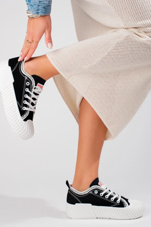 Naiste saapad  Shelovet Mustad