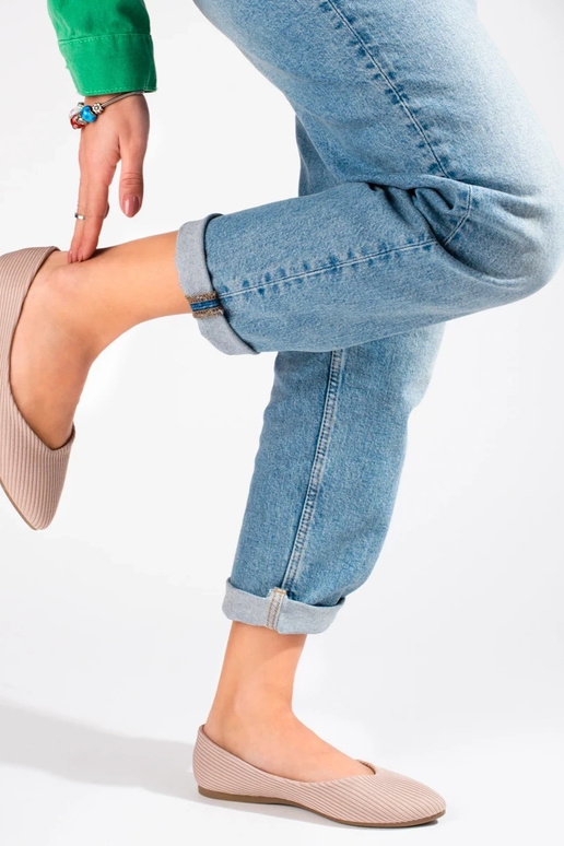 tekstiilist baleriinad Vinceza beeži...